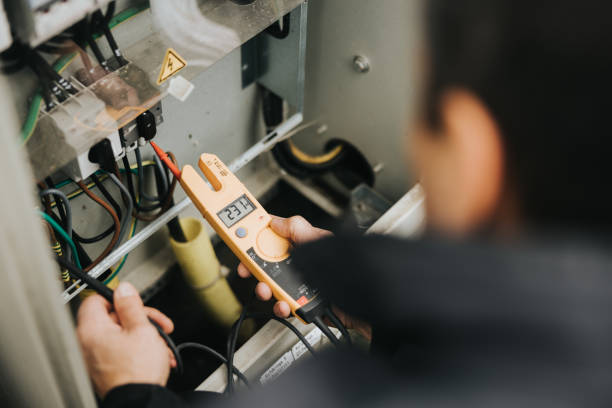Best Emergency Electrical Repair  in Howell, MI